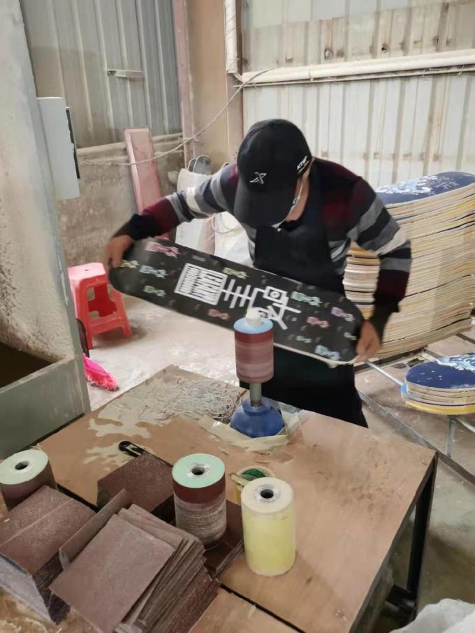 2023 personalizado de siete plies de arce mayorista doble patada patineta profesional 8