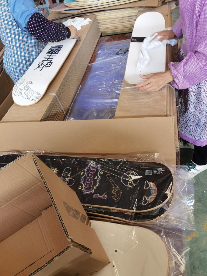 2023 Gran Venta Surf Skate 7 Ply Maple Carver de tierra de madera Surf Skateboard 31 pulgadas 7
