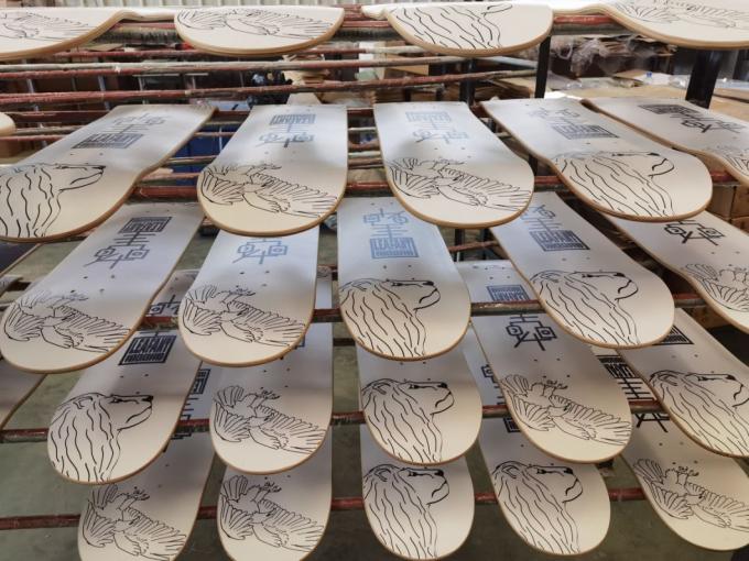 2023 Gran Venta Surf Skate 7 Ply Maple Carver de tierra de madera Surf Skateboard 31 pulgadas 11
